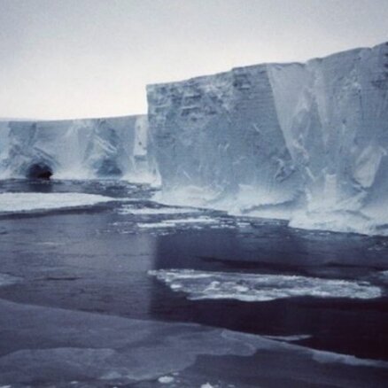 Британцы остановили работы по бурению в Антарктиде