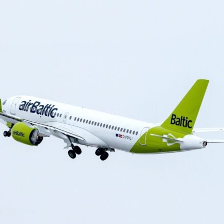 'airBaltic' nomās vienu Ukrainas lidmašīnu