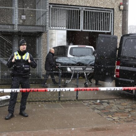 Hamburgā Jehovas liecinieku lūgšanu vietu apšaudījis tās bijušais loceklis