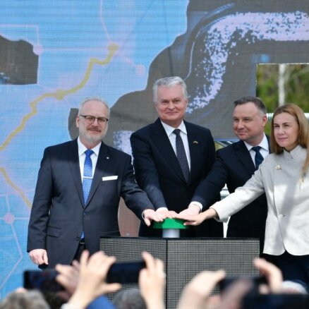 Polijas-Lietuvas gāzes starpsavienojums palīdzēs stiprināt Eiropas enerģētisko drošību, pārliecināts Levits