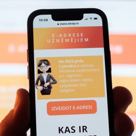 Ērtā saziņa varētu būt ērtāka. Uzņēmumi apgūst obligāto e-adresi