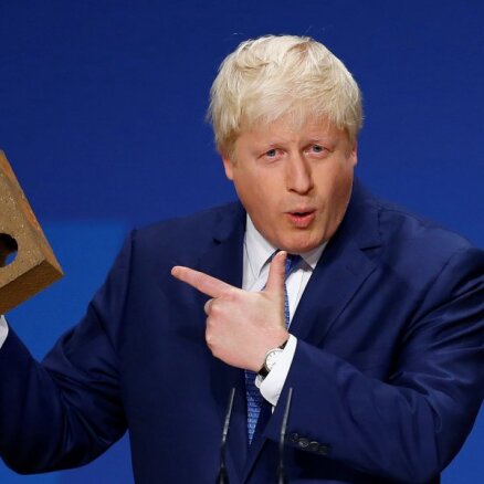 Lielbritānijas premjers būs cietā 'Brexit' sludinātājs Boriss Džonsons