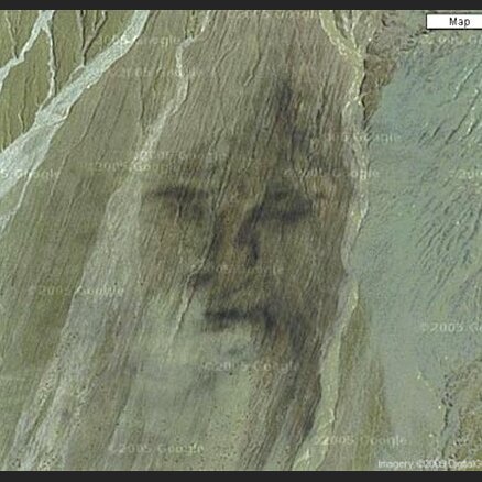 Ar 'Google Maps' programmu saskatīta Jēzus seja
