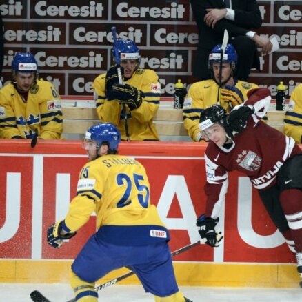 ВИДЕО: Поражение Латвии и драка Ясса с лучшим защитником НХЛ