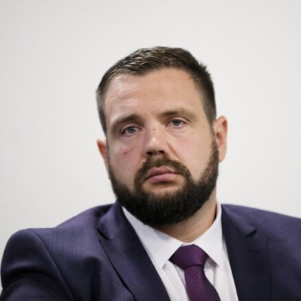 KPV LV не покидает правительство: на пост министра экономики выдвинут Янис Витенбергс
