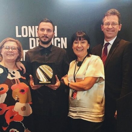 Latvija ieguvusi galveno balvu Londonas dizaina biennālē