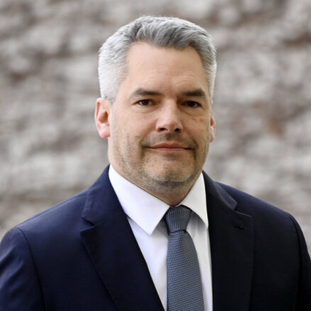 Канцлер Австрии - за промежуточный формат на пути членства Киева в ЕС