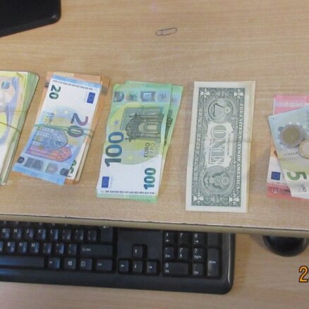 Таможенники нашли в багаже гражданина Беларуси незадекларированные 35 000 евро