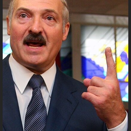 Lukašenko: Bakijevs gatavs braukt uz Kirgizstānu