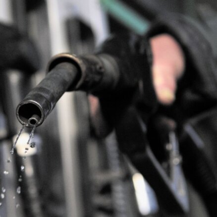 Pārmaiņas degvielas tirgū: kam maksājam par benzīnu un dīzeli?