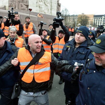 Британскому журналисту Грэму Филлипсу могут запретить въезд в Латвию