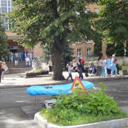 'Delfi' skaidro – kādas nepilnības atklātas Stradiņa slimnīcas evakuācijā