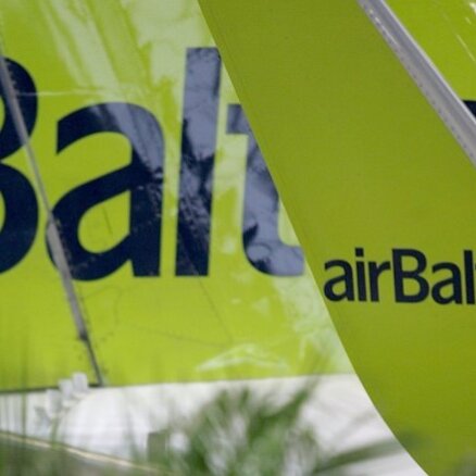 Домбровскис: размещение акций airBaltic  на бирже обеспечило бы прозрачность предприятия