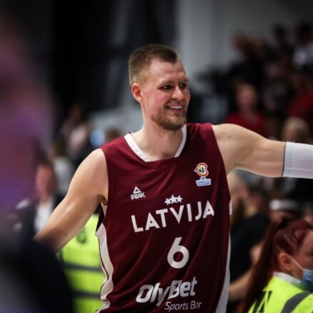 Video: Porziņģis un Lomažs sekmē smagu Latvijas uzvaru pār Lielbritāniju