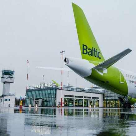 'airBaltic' pārvadāto pasažieru skaits aprīlī palielinājies gandrīz piecas reizes