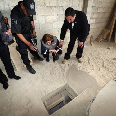 Kā narkobarons 'El Chapo' pa jūdzi garu tuneli no cietuma izbēga