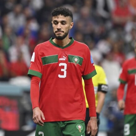 Sensacionālās Marokas izlases aizsargam pēc Pasaules kausa konstatē problēmas ar sirdi