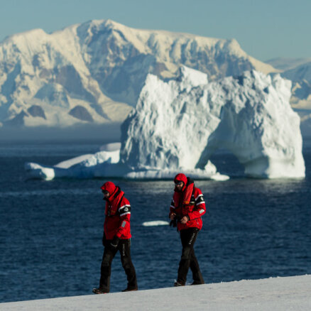 Ciemos pie polārlāčiem: kāpēc latvieši dodas pētīt ledājus?