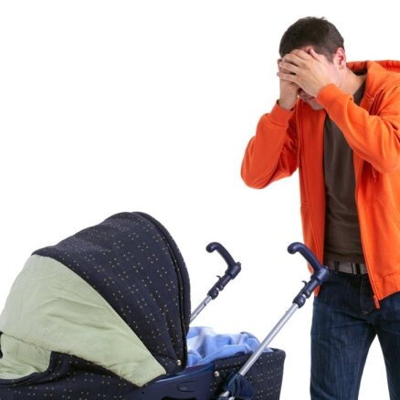 Jaunie tēvi cieš no pēcdzemdību depresijas, liecina pētījumi