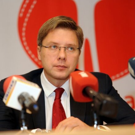 Ушаков: в Латвии легализована покупка депутатских мандатов