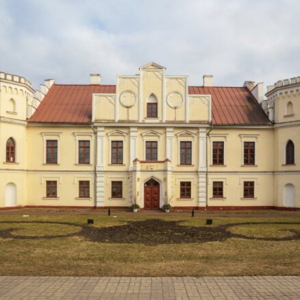 Foto: Valdekas pils Jelgavā