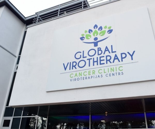 Viroterapijas klīniku un 'Rigvir' vaino maldināšanā; uzņēmums saskata nomelnošanas akciju