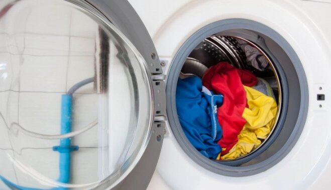 Dzīvokļus appludina vecas veļasmašīnu caurules un nekvalitatīvi ūdens filtri