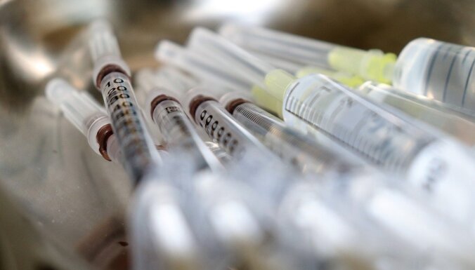 'Olainfarm' nesaskata izdevīgumu kļūt par vakcīnu līgumražotāju