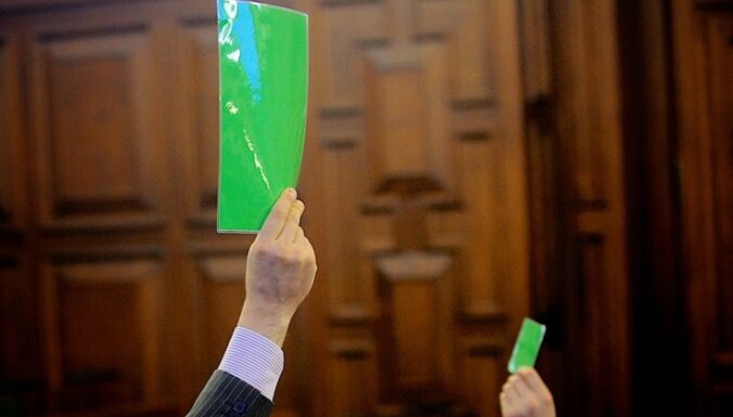 'Delna' atrod 15 svarīgākos Saeimas balsojumus tiesiskuma un atklātības jautājumos