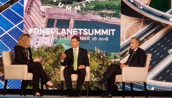 Zaļmaldināšana un neesošā planēta B: Makrons Ņujorkā vada klimata pārmaiņu samitu