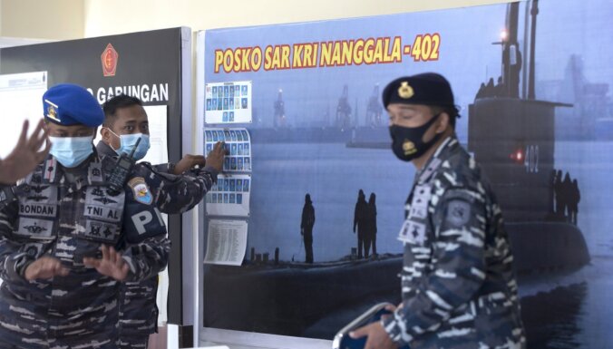 ASV iesaistās pazudušas Indonēzijas zemūdenes ar 53 cilvēkiem meklēšanā