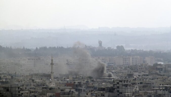 Izraēla veic gaisa triecienus Sīrijas ostas pilsētai Latakijai