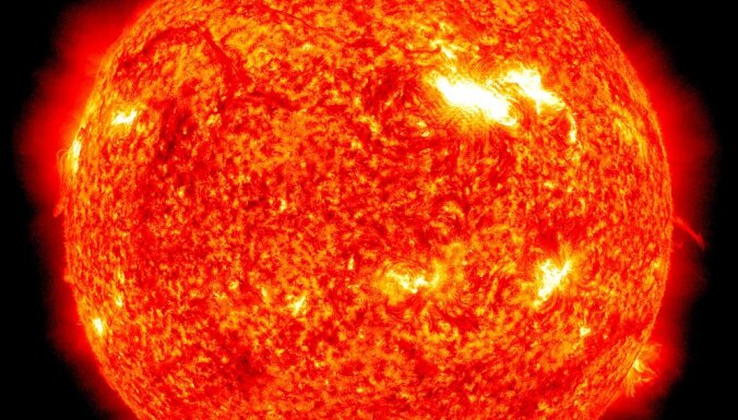 Телескоп сделал самые детальные снимки Солнца. На них видны ячейки размером с Техас
