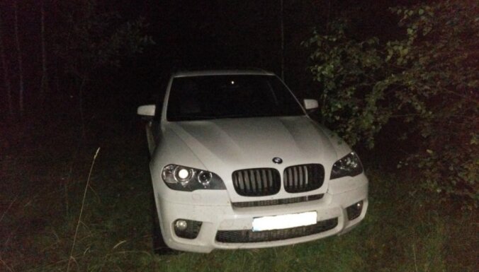 После преследования пограничники нашли угнанный в Германии BMW X5
