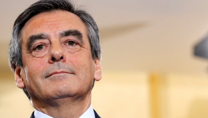 Бывший премьер Франции Фийон приговорен к реальному тюремному сроку