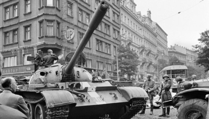 Чехия признала оккупацией ввод войск СССР и союзников во время "Пражской весны"