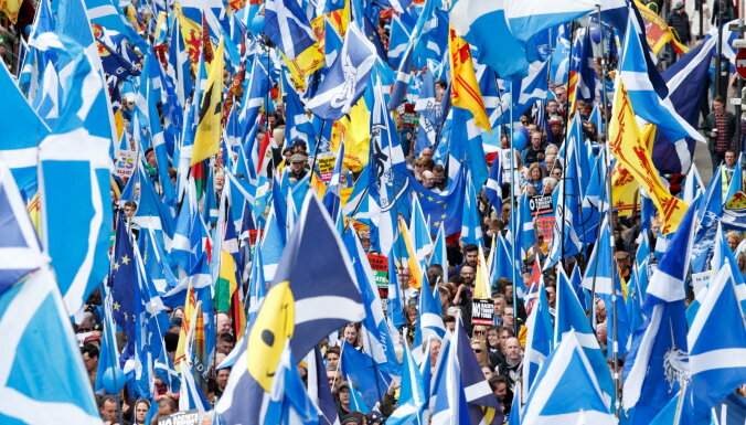 Vairākums britu atbalsta referendumus par Ziemeļīrijas un Skotijas atdalīšanos