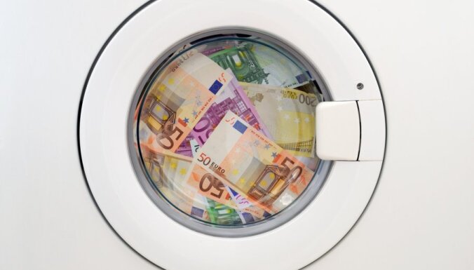Moneyval похвалил Латвию за прогресс в борьбе с отмыванием денег