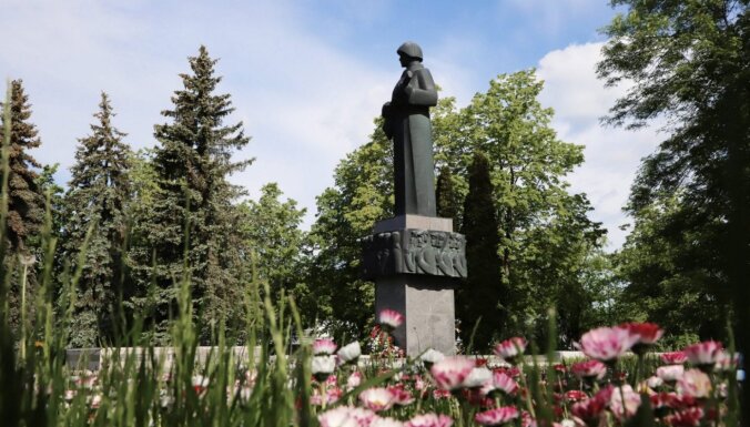 К 15 ноября все советские памятники должны быть снесены. Дата демонтажа в Резекне неизвестна