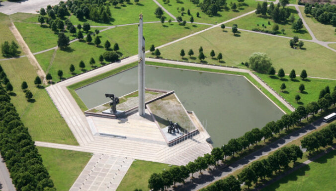 "Согласие" считает инициативу о сносе памятника в парке Победы популизмом и провокацией
