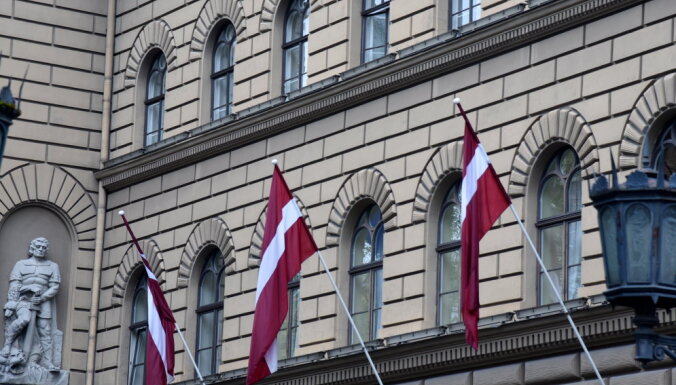 Piketā pie Saeimas pieprasīs ārkārtas vēlēšanas