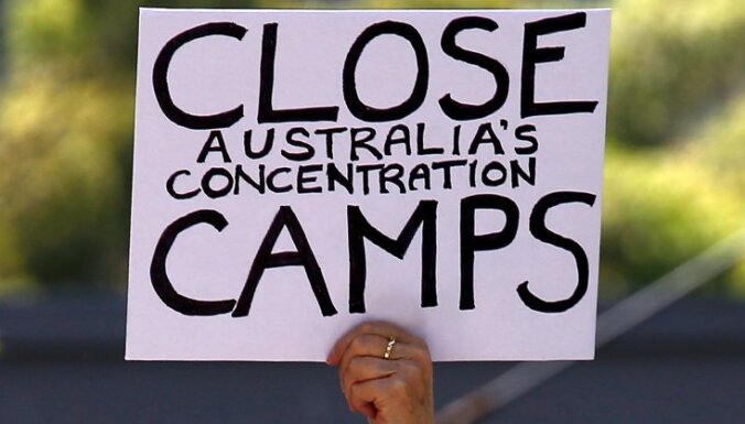 Austrālija paziņo par migrantu centra atkalatvēršanu Ziemassvētku salā