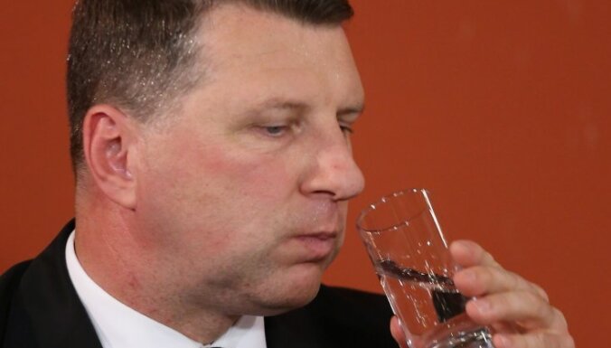 Президент призвал ввести в Латвии полный запрет на алкоголь в пластиковой таре
