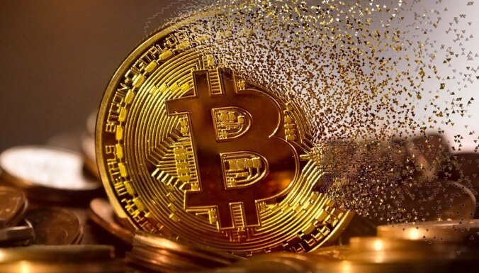 'Bitcoin' cena atkal sasniegusi rekordu
