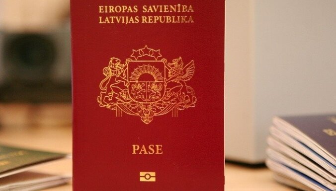 В 2015 году за рубежом принято 4857 заявлений на гражданство Латвии