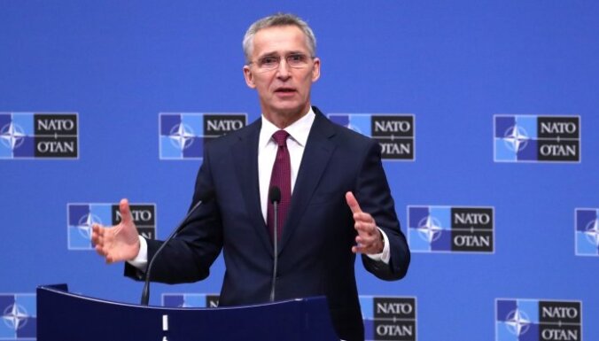 Stoltenbergs uzaicinājis Zelenski apmeklēt NATO samitu