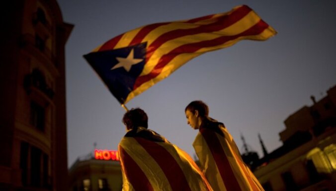 Neatkarības atbalstītāji var zaudēt vairākumu Katalonijas parlamentā