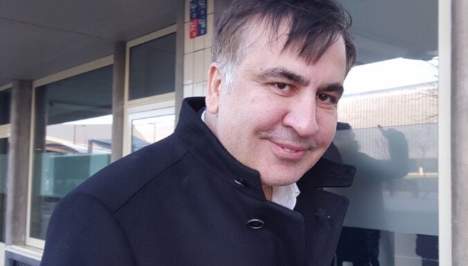 Саакашвили попросил разрешить ему въехать на Украину