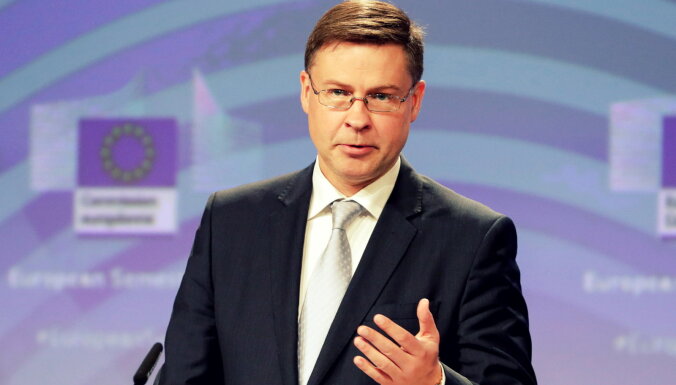 Dombrovski nebiedē dzimumu vienlīdzība EK; solītās prioritātes vērtē pozitīvi