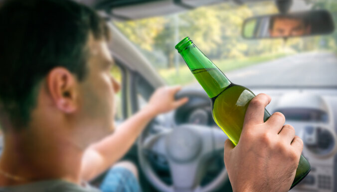 Пьяный водитель предложил взятку 200 евро